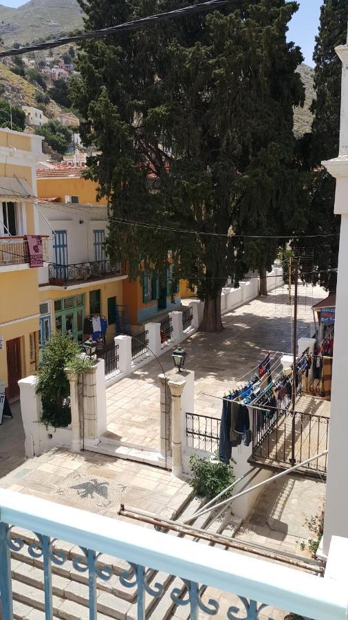 Albatros Hotel Symi Exterior foto